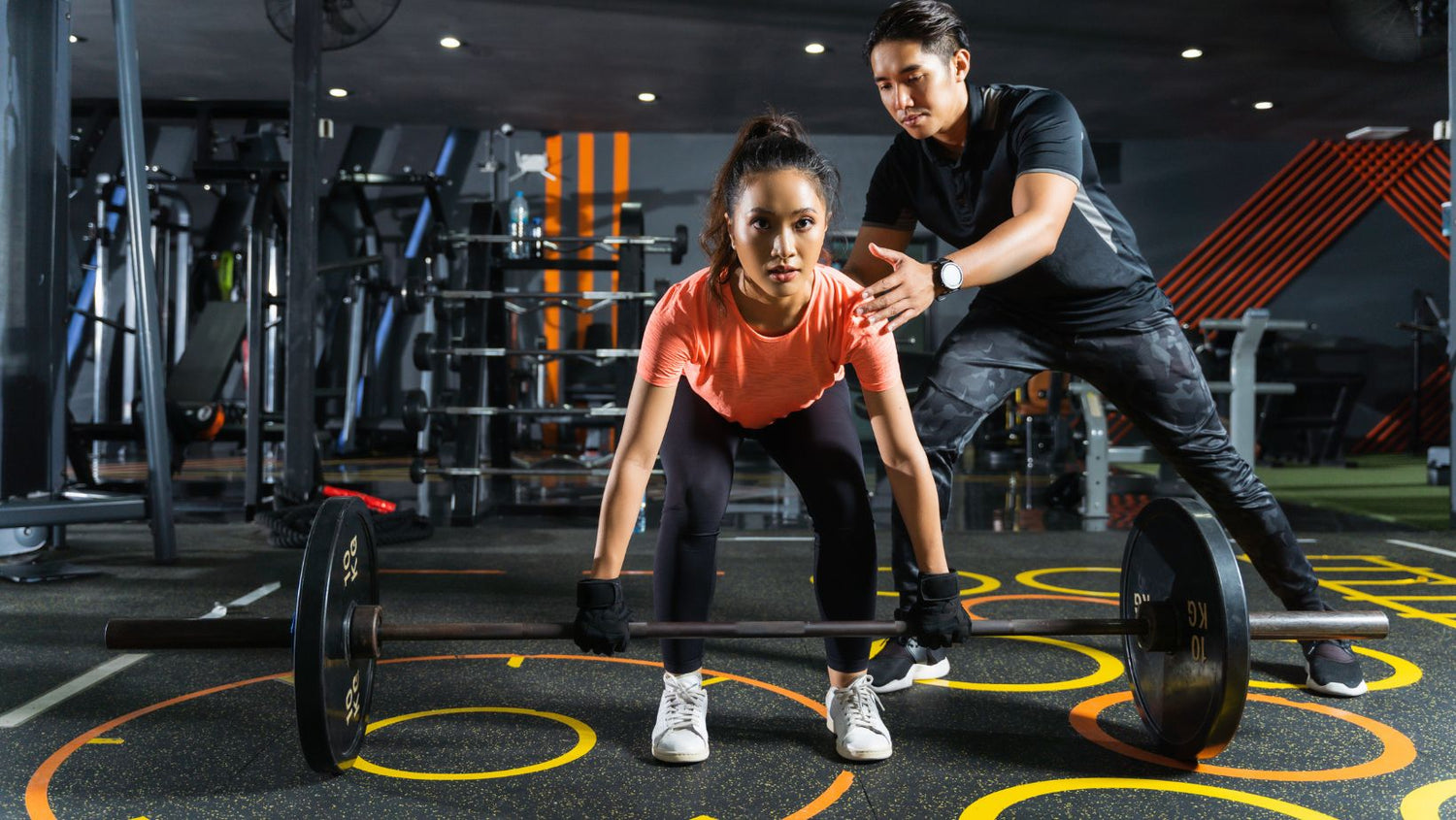 Personal trainer teaches about exercise deadlift posture