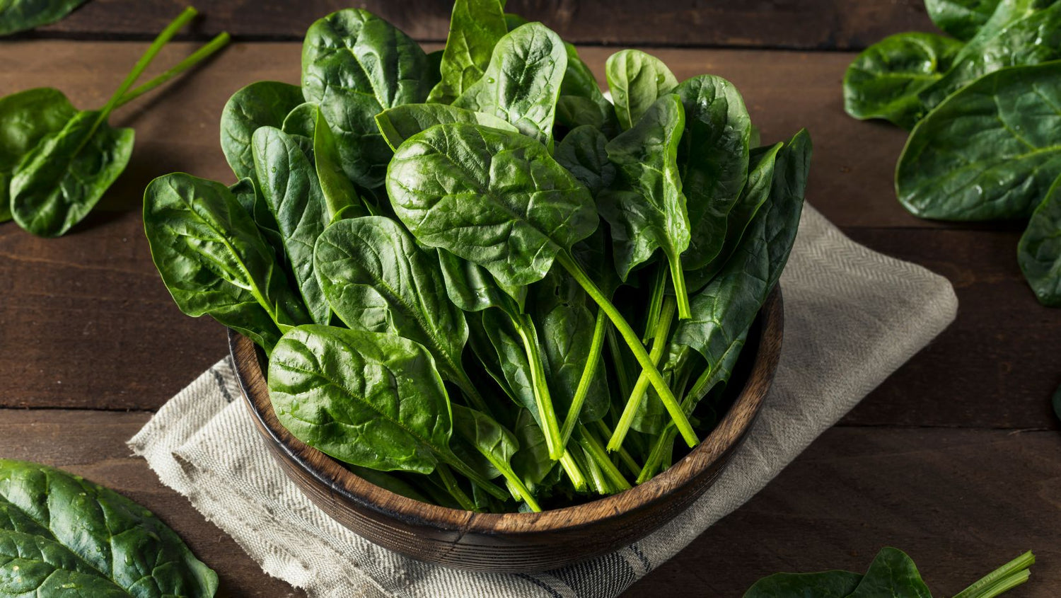 Raw Green Healthy Organic Spinach